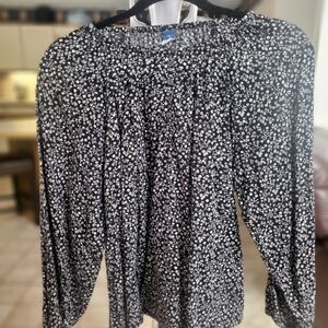 Old Navy Black and White Floral Blouse